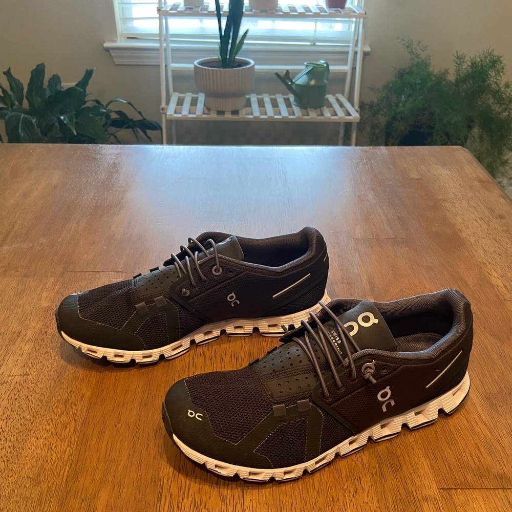 On Cloud On Running Shoe Black